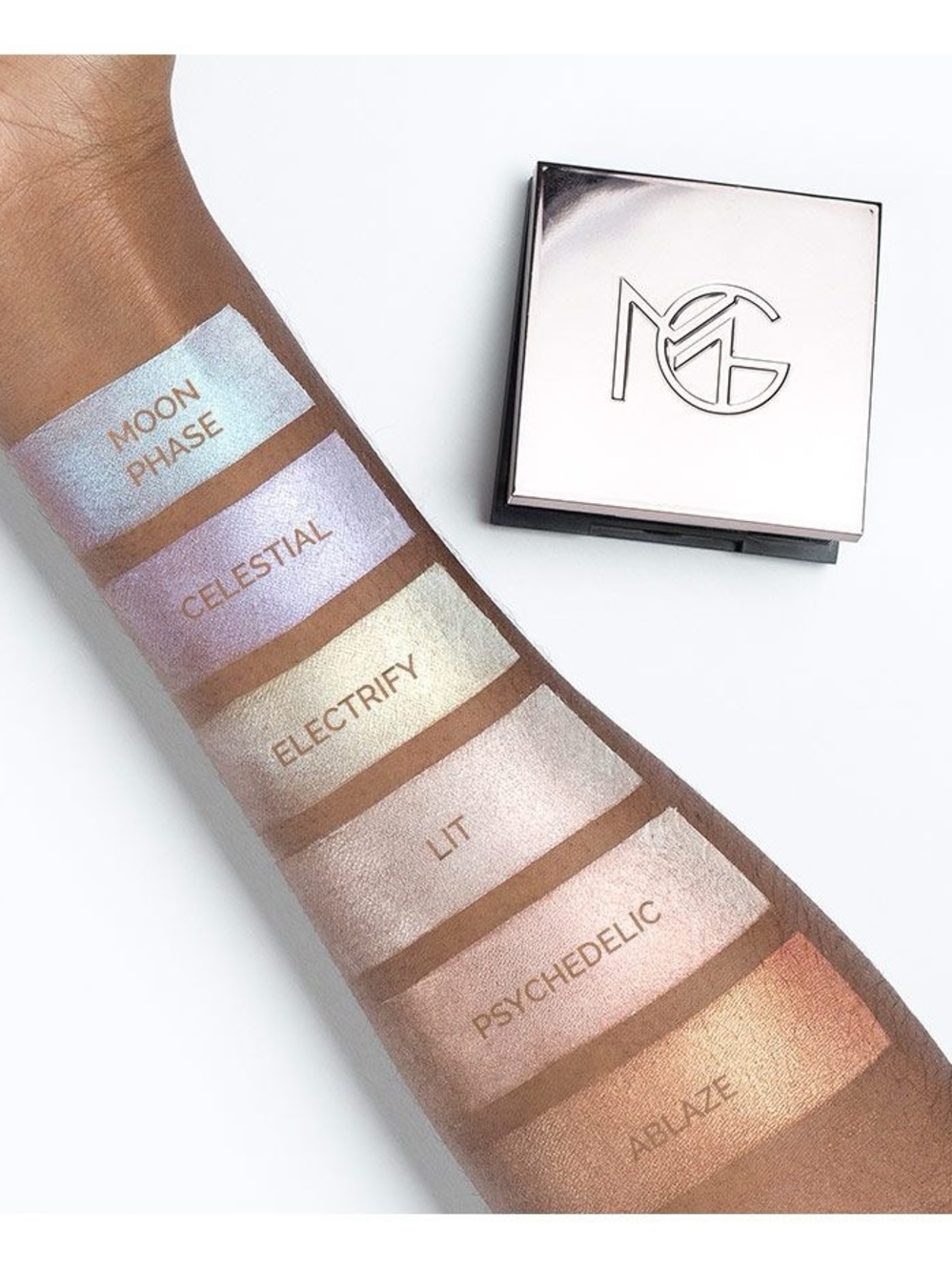 3/$15 Makeup Geek Single Highlighter Pan Electrify Duochrome Cruelty Free - Picture 4 of 5